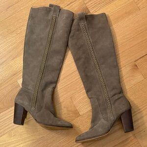 Dolce Vita tall suede boot sz 7